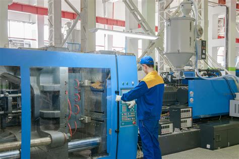 cnc injection molding manufacturers|injection molding machine factory.